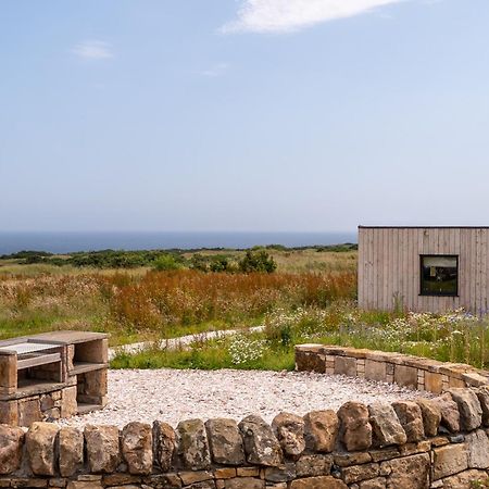 Rustic Cabins, Sea Views From Rewilded Farm With Highland Cows St. Andrews Exterior photo