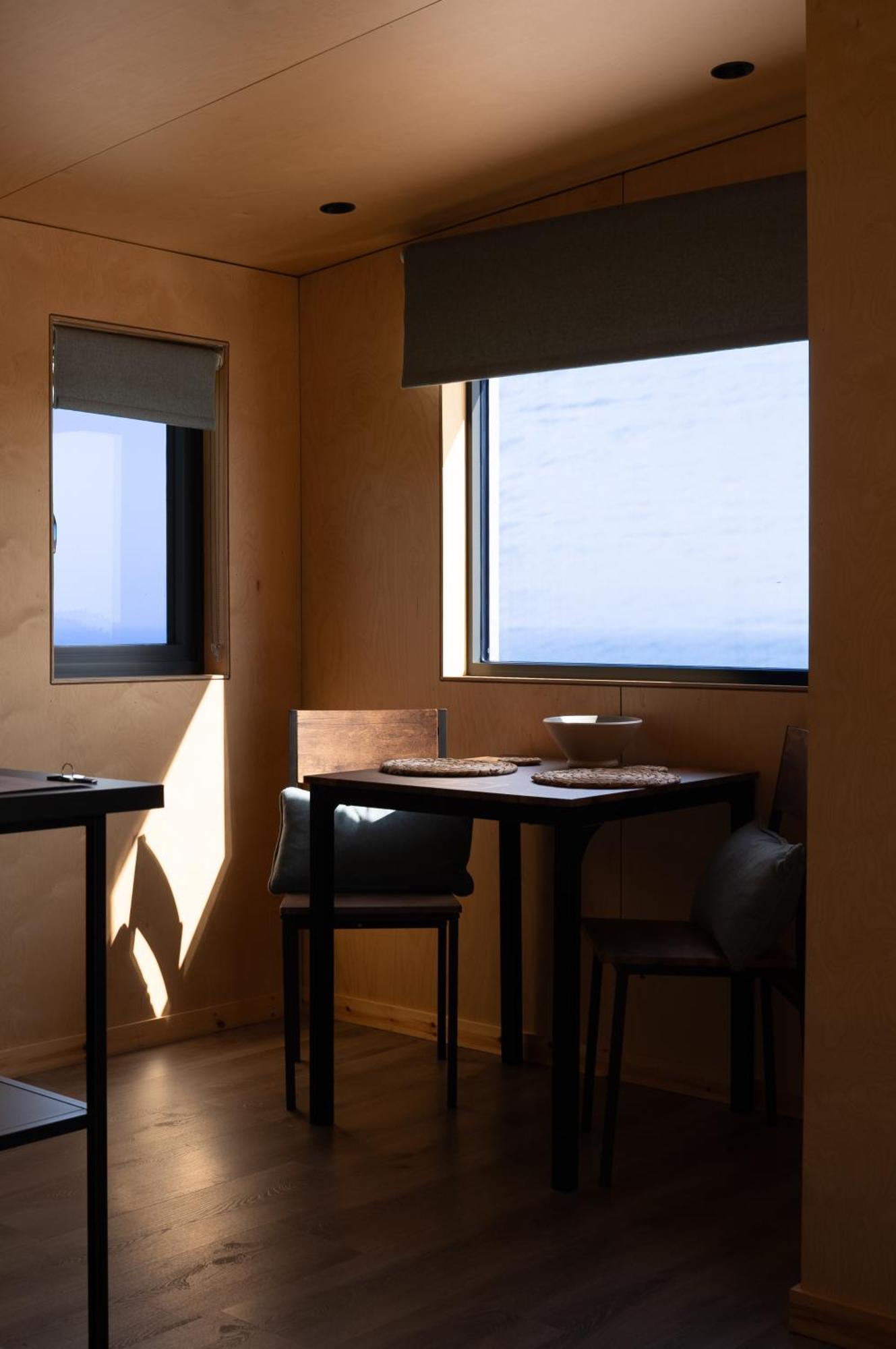 Rustic Cabins, Sea Views From Rewilded Farm With Highland Cows St. Andrews Exterior photo